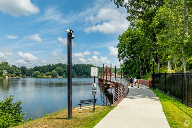 Green Park locals can enjoy quick and easy access to the beautiful Lake Hickory trails.