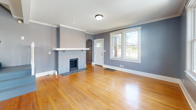 332 Walnut St, Springfield, TN 37172 - photo 2