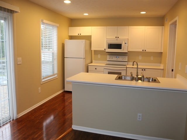 2480 Bloxom St, Grove City, OH 43123 - photo 2