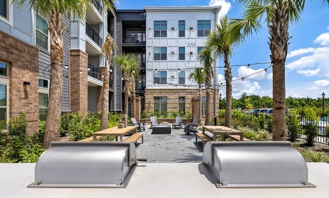 EmmaJames, Savannah, GA 31421 - photo 4