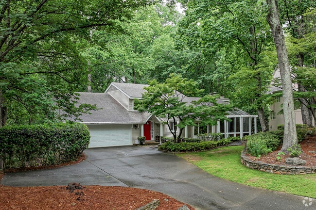 Whether big or small Riverside has the home you are looking for.