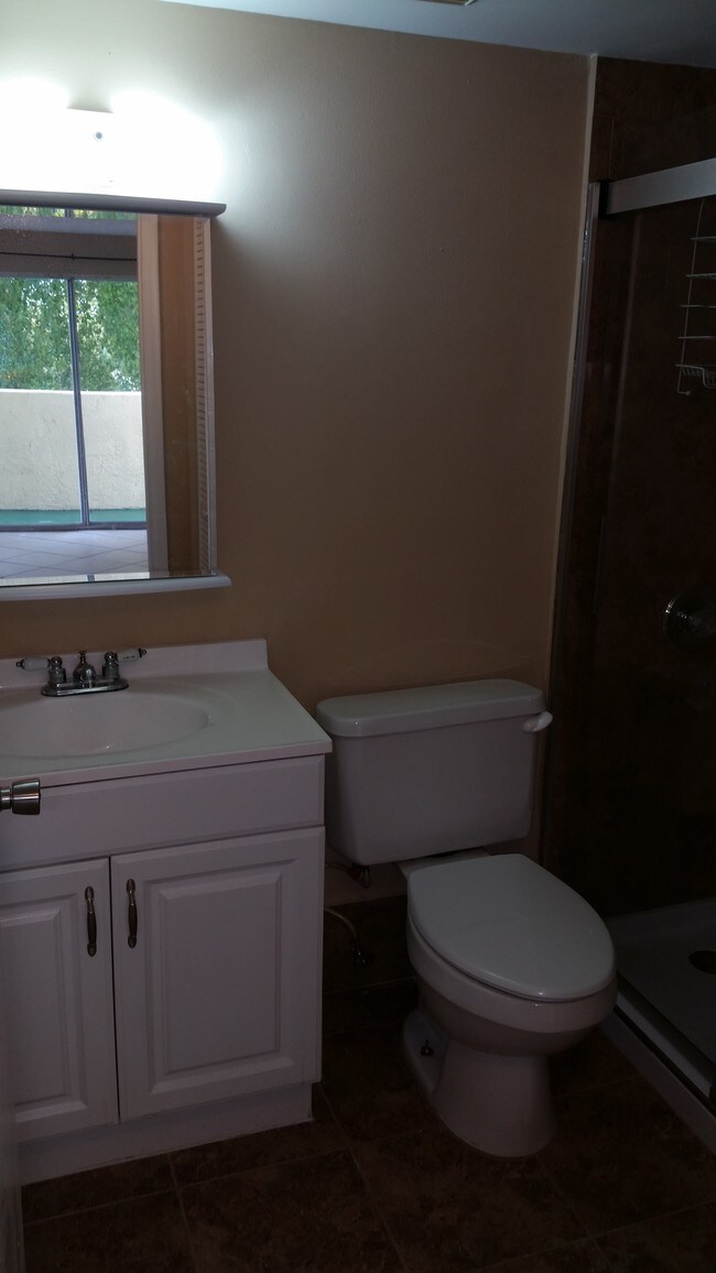 1975 Normandy Dr unit 206, Miami Beach, FL 33141 - photo 6