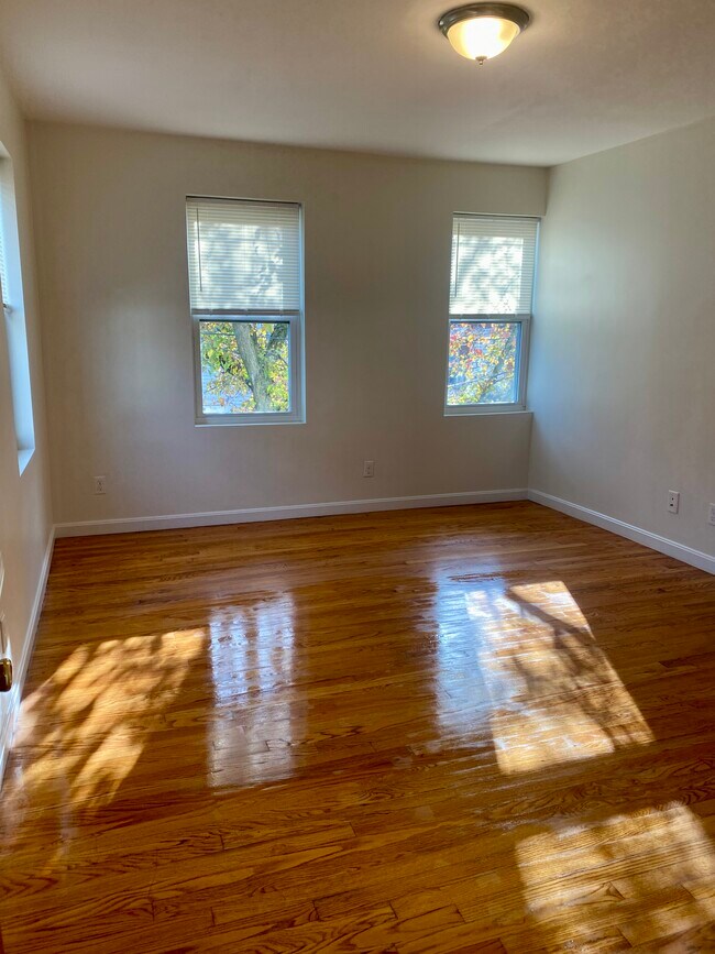 123 Thorndike St unit 123 Thorndike Street, Cambridge, MA 02141 - photo 6