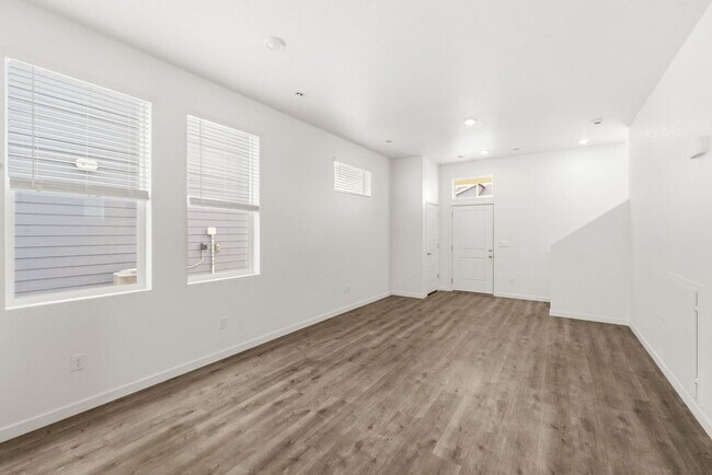 3837 Kenai St, Evans, CO 80620 - photo 5