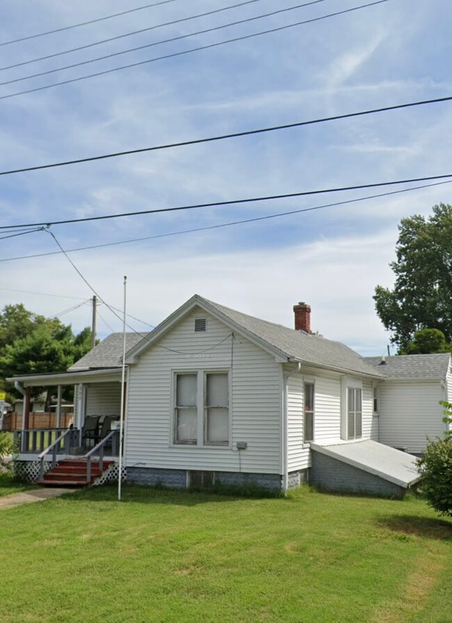 500 S Fayette St, Jacksonville, IL 62650