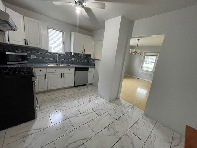 120 Lyndale Ave unit Lower Apartment, Buffalo, NY 14223 - photo 7