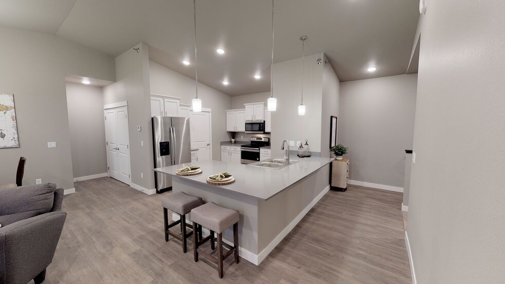 Maple Wood Townhomes, Fargo, ND 58104 - photo 1