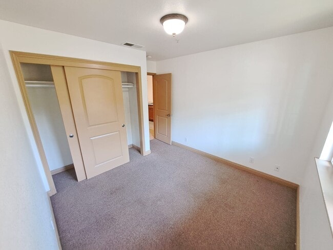 805 H St unit 12 Private Room+Bat, Davis, CA 95616 - photo 7