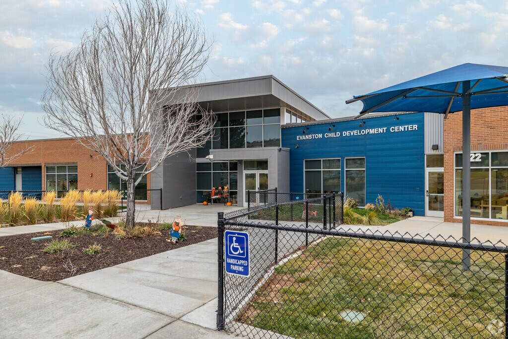 Evanston Child Development Center in Evanston encourages students to succeed.