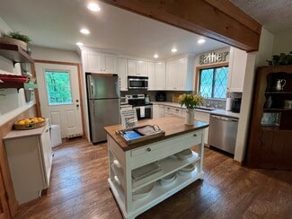 161 Piney Woods Dr, Jim Thorpe, PA 18229