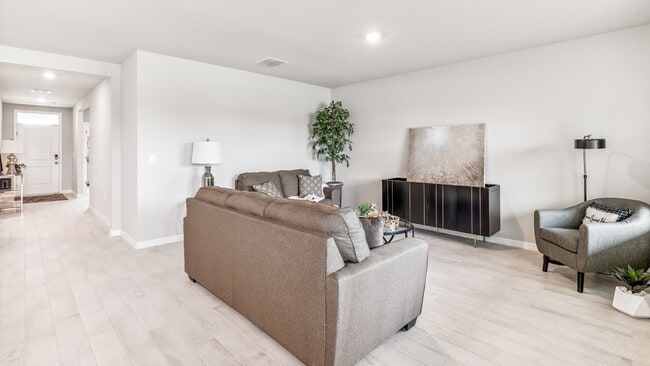 9492 Turtle Grass Cir, Punta Gorda, FL 33950 - photo 3