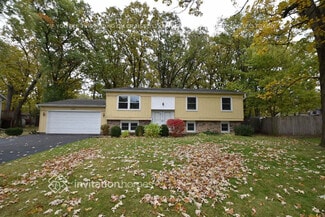 7939 Edgewood Ct, Woodridge, IL 60517