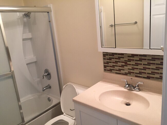 2816 Independence St unit 1, Cape Girardeau, MO 63703 - photo 6