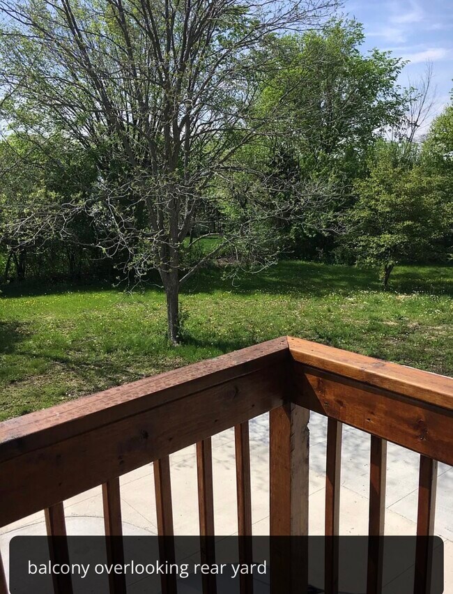 2475 E Maple Rd unit Furnished Penthouse, Troy, MI 48083 - photo 7