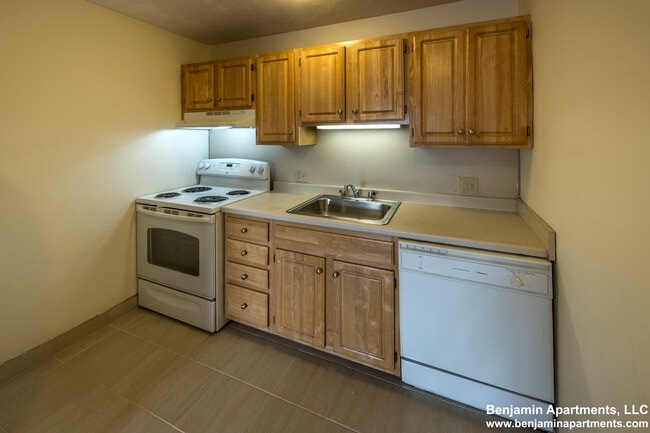 95 Gardner St unit 2B, Allston, MA 02134 - photo 6