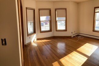 51 Mechanic St Unit 1, Newton, MA 02464
