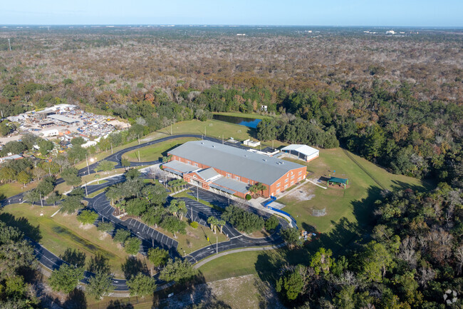 Layer Elementary School has a student to teacher ratio of 15 to 1.