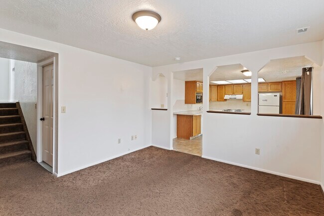 3652 W 4625 S, Roy, UT 84067 - photo 5