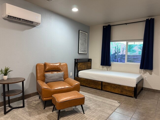 938 E Amelia Ave unit 4, Phoenix, AZ 85014 - photo 6