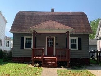 312 State St, Mount Union, PA 17066