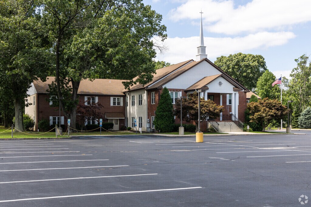 Erial Community Church Christian School has grades PK-8.