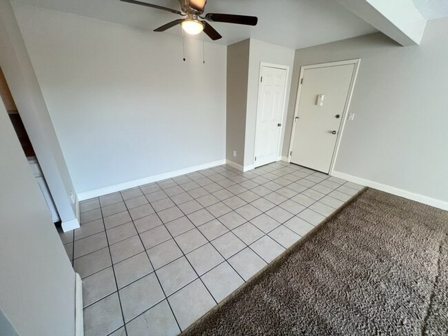 4401 S 27th St unit E14, Lincoln, NE 68512 - photo 3