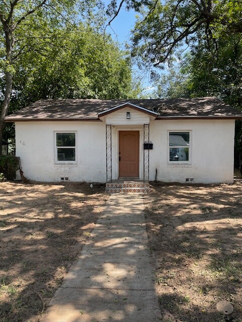 805 Dearborn St, Waco, TX 76704