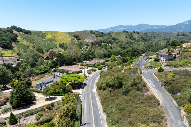 Homes in Capitan-Gaviota are tucked away in the hills.