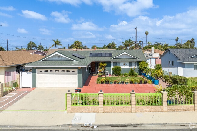 Solar panels are a frequent sight on Bryce Canyon South rooftops.