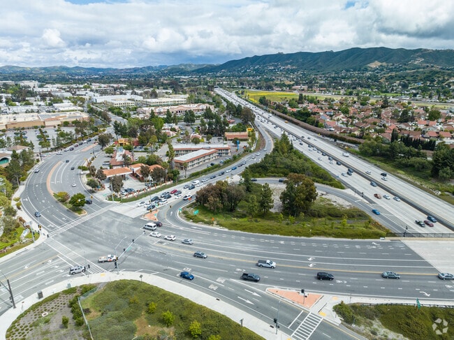 Lynn Ranch features large homes and a plethora of dining and shopping options.