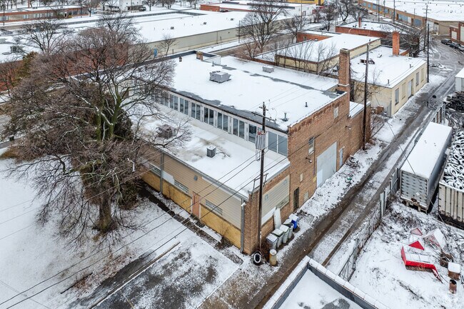 Right Step in Milwaukee, WI is located in an industrial part of the north end of town.