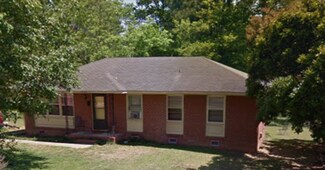 1906 Lido St, Fayetteville, NC 28301