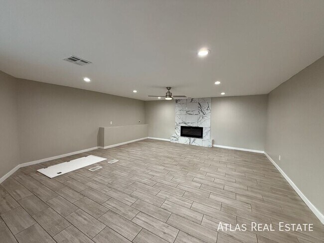 3412 W Orangewood Ave, Phoenix, AZ 85051 - photo 7