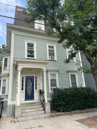 67 Vernon St Unit 1, Providence, RI 02903