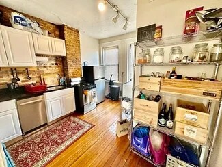 11 Charter St, Boston, MA 02113