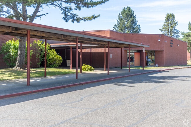 Colton Elementary School is a public elementary school in Colton Oregon.