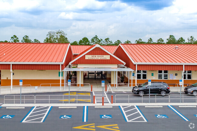 New River Elementary School is a public school located in WESLEY CHAPEL, FL. It has 635 students in grades PK, K-5