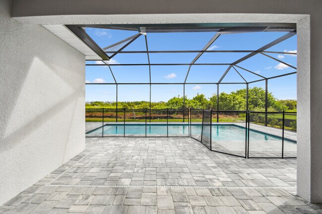 18057 Foxtail Loop, Venice, FL 34293 - photo 5