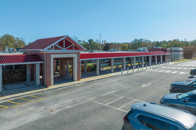 Vincent Elementary School teaches K - 5th grades.