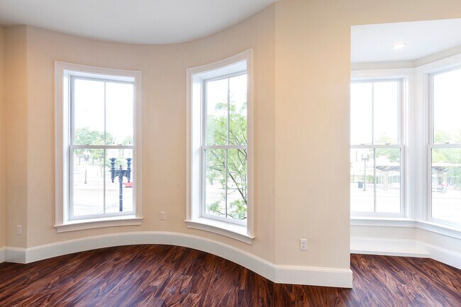 1902 Washington St unit 4, Boston, MA 02118 - photo 5