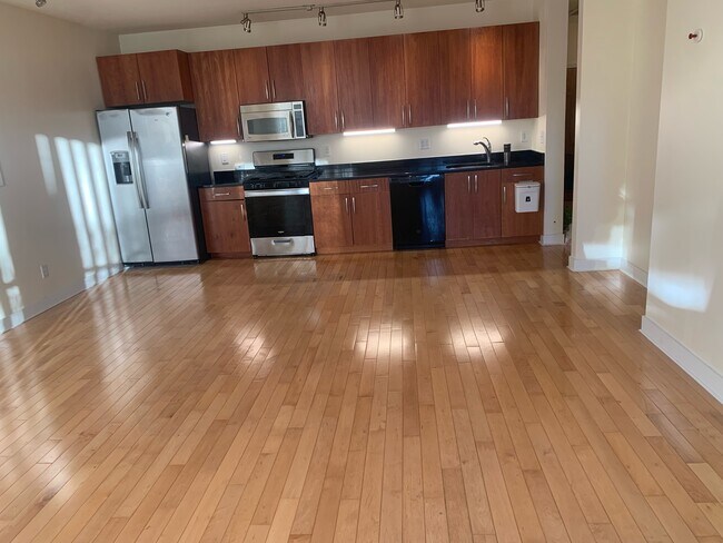 24 Bay State Rd unit 11, Cambridge, MA 02138 - photo 6