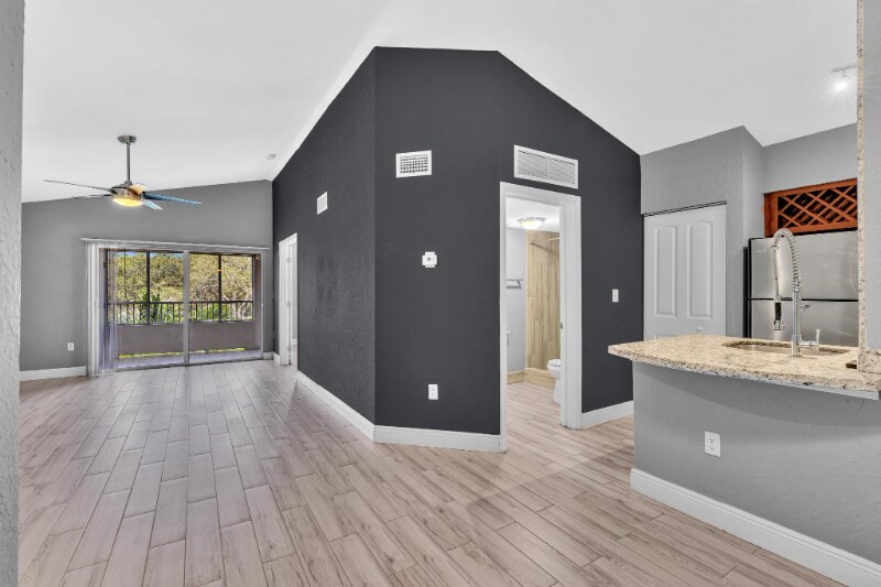 2850 N Oakland Forest Dr unit 313, Oakland Park, FL 33309 - photo 1