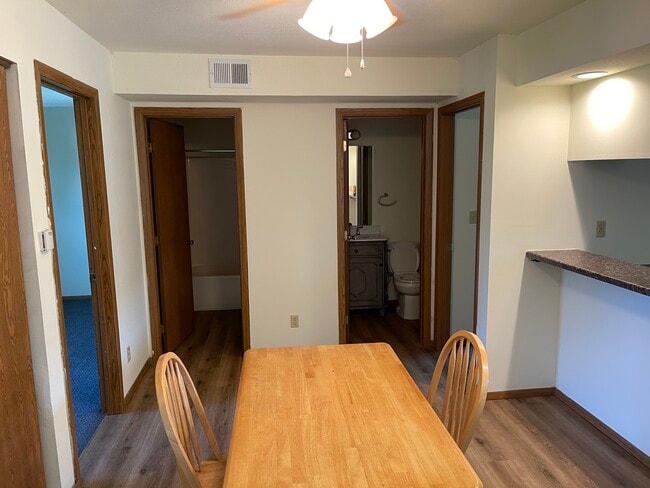 Royal Heights, Charleston, IL 61920 - photo 6