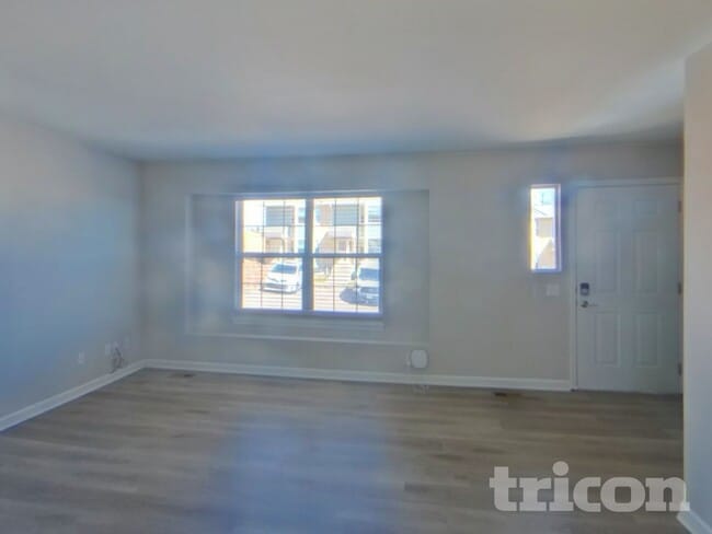 3928 Smoke Tree Dr, Colorado Springs, CO 80920 - photo 2