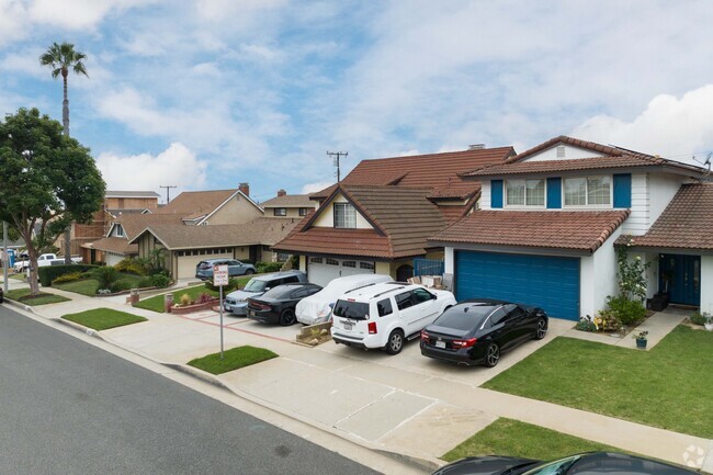 Find your next home in Rancho Dominguez, CA.