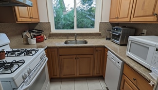 2092 Yale St Unit 2092, Palo Alto, CA 94306