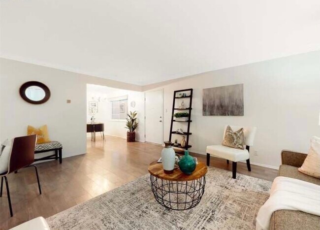 2316 Lakeshore Ave unit 10, Oakland, CA 94606 - photo 3