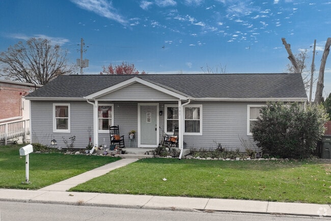 Ranch-style homes remain common across Lebanon’s postwar neighborhoods.