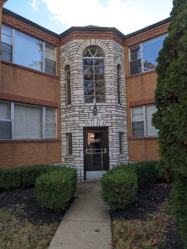 5301 Jamieson Ave Unit b, St. Louis, MO 63109