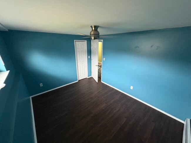 169 Fifty Acre Rd S unit 1, Smithtown, NY 11787 - photo 4